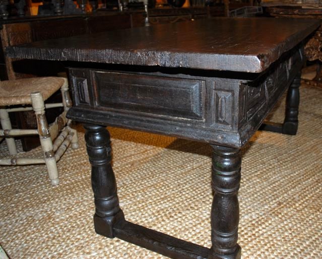 Outstanding 17th Century Spanish Chestnut Console Table 3