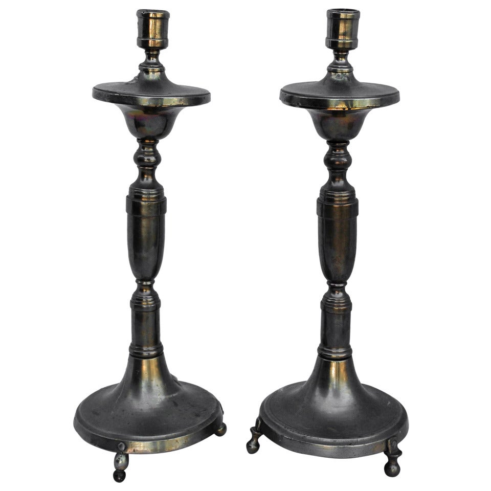 Beautiful Pair of 18th Century Spanish Colonial Bronze Candlesticks For Sale