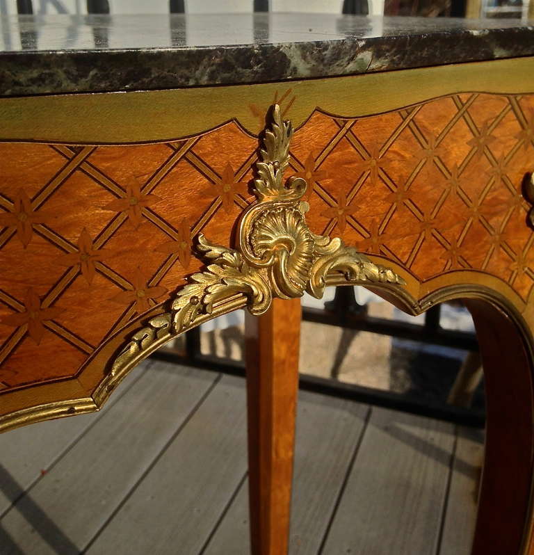 French Exquisite 19th Century Louis XV Satinwood Marquetry Table
