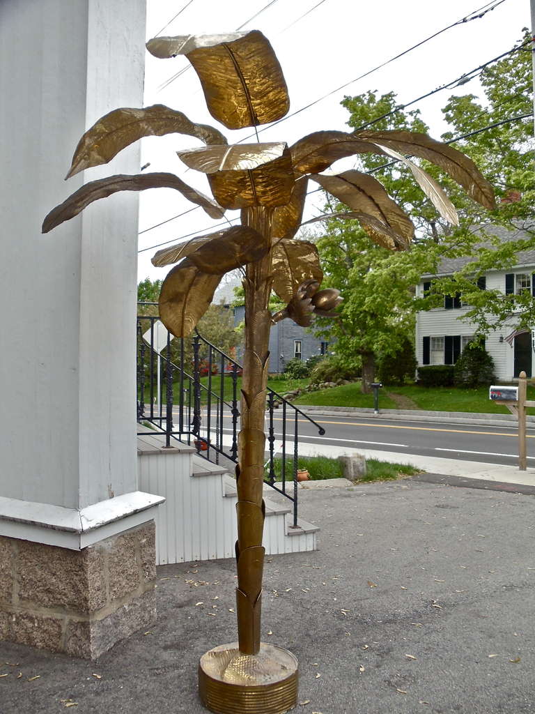 Very Cool Mid-Century Hand Finished Brass Banana Tree 

Leaves All Disassemble As Well As Does Trunk. Topiary. Tole Like. Empire or Regency in Feeling Like Something Derived from The Brighton Pavilion Palm Trees