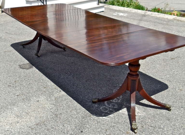 Period American Early 19th Century Santo Domingo Mahogany Dining Table   In Excellent Condition In Essex, MA