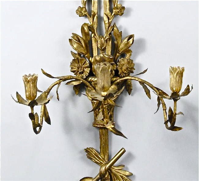 PAIR OF CARVED AND GILTWOOD GEORGE III SCONCES
