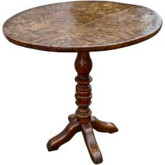 18th Century Welsh Burl Elm Round Table