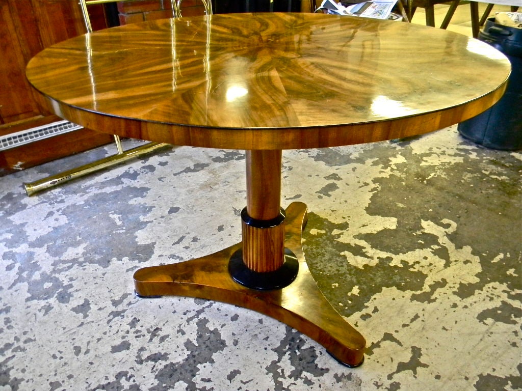 Period Austrian Biedermeier Figured Walnut Center Table In Excellent Condition In Essex, MA