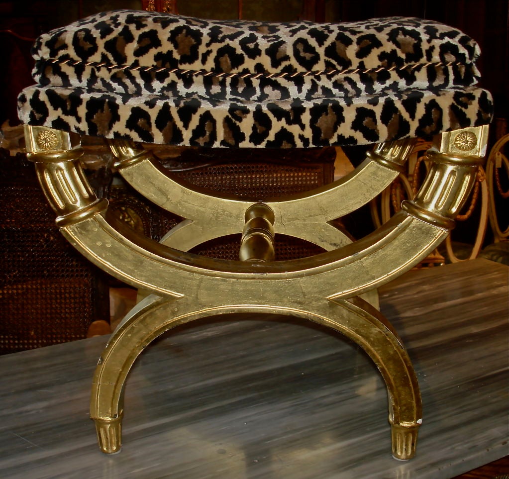 20th Century Italian Neoclassical Giltwood Tabouret or Footstool