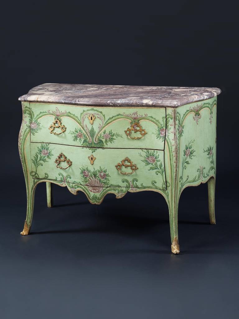Italian Pair of Neapolitan Painted Commodes For Sale