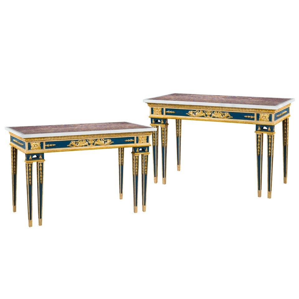 Pair of Italian Parcel Gilt Side Tables For Sale