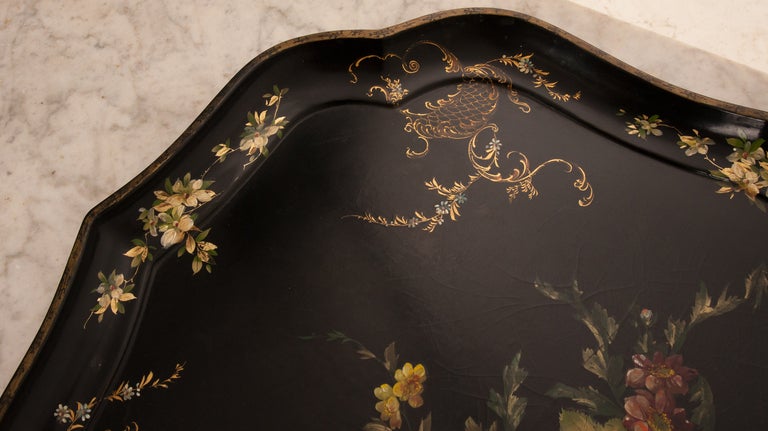 English 19th Century Black Lacquer Tray In Good Condition In Baton Rouge, LA