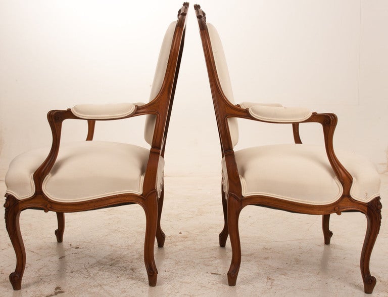 Louis XV French 19th Century Pair of Carved Fauteuils