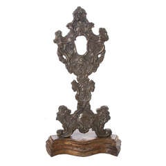 Italian 18th Century Relic Stand of Carved Wood & Silver Plate 10