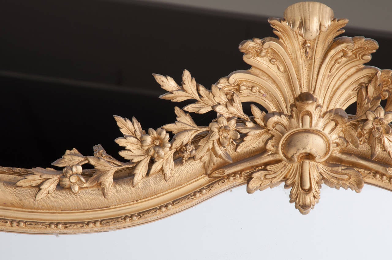 French 19th Century Louis XV Gold Gilt Mirror In Good Condition In Baton Rouge, LA