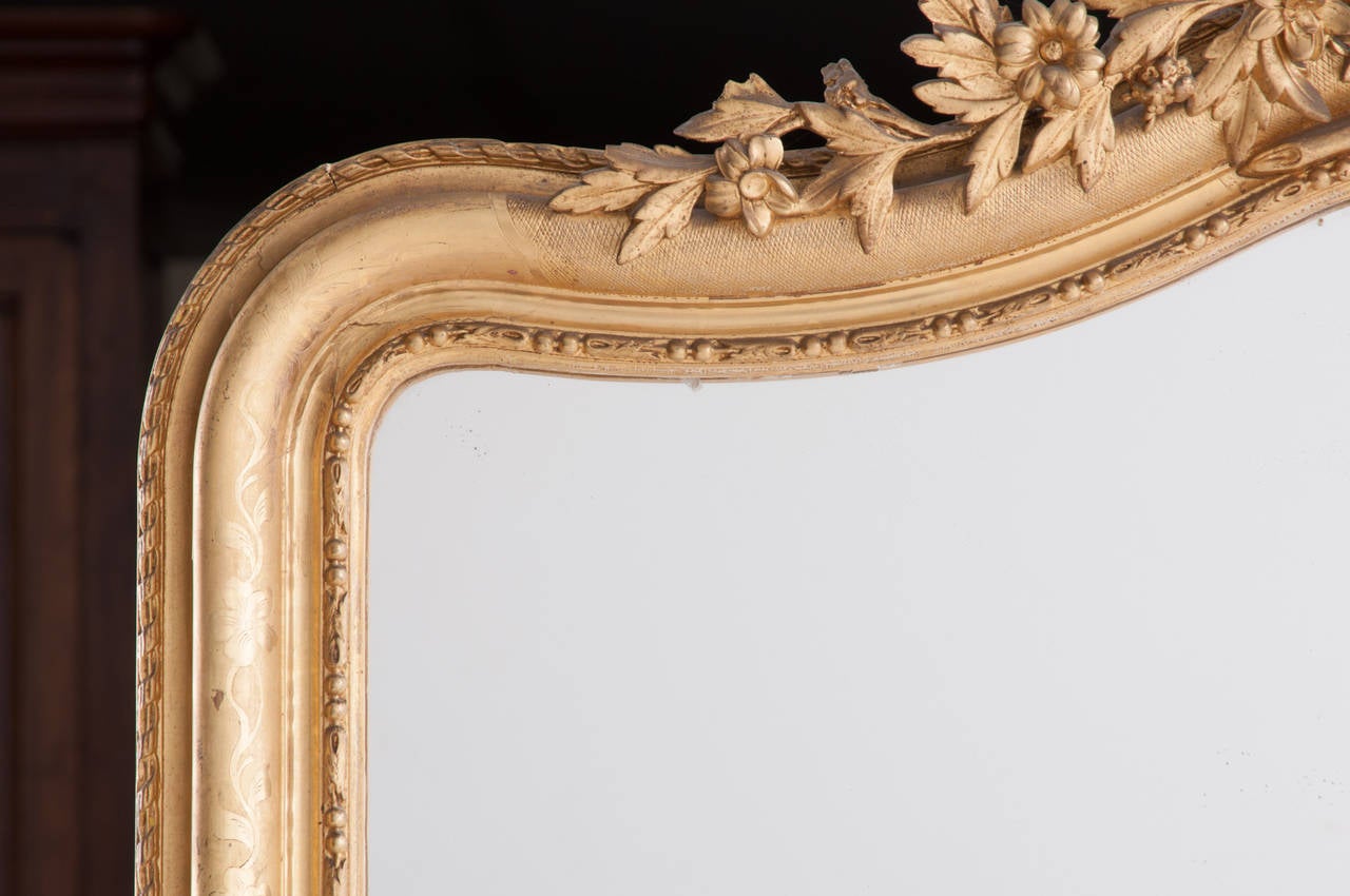 French 19th Century Louis XV Gold Gilt Mirror 3