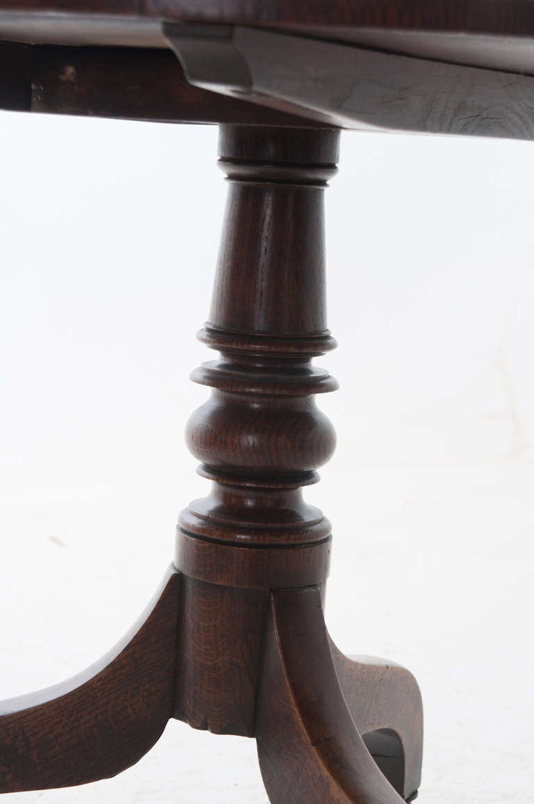 English 19th Century Oak Pedestal Tilt Top Table 1