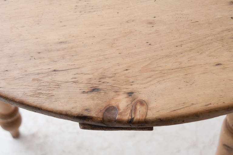 English 19th Century Pine Cricket Table