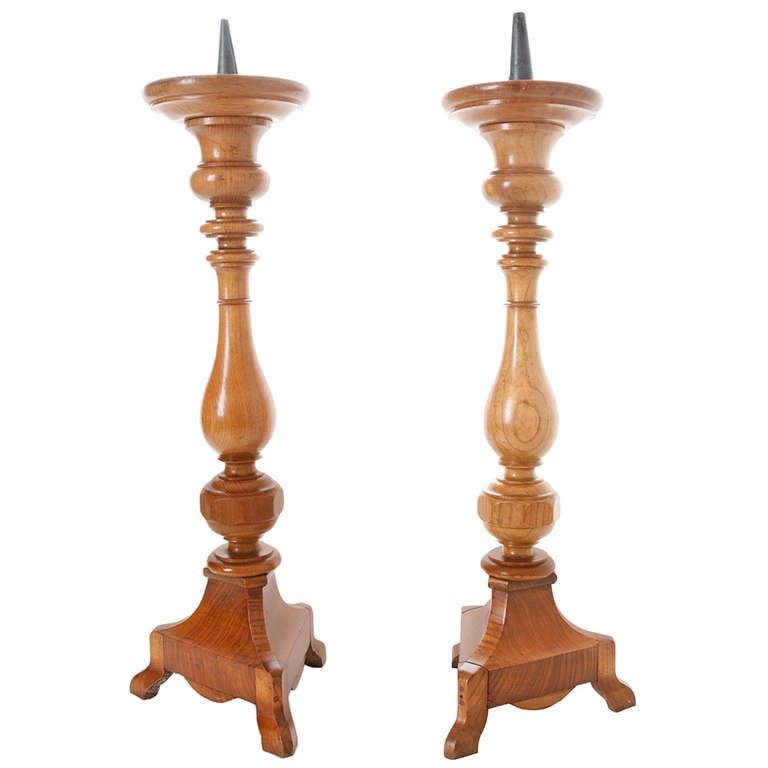 French Pair of 19th Century Turned Wood Candlesticks For Sale