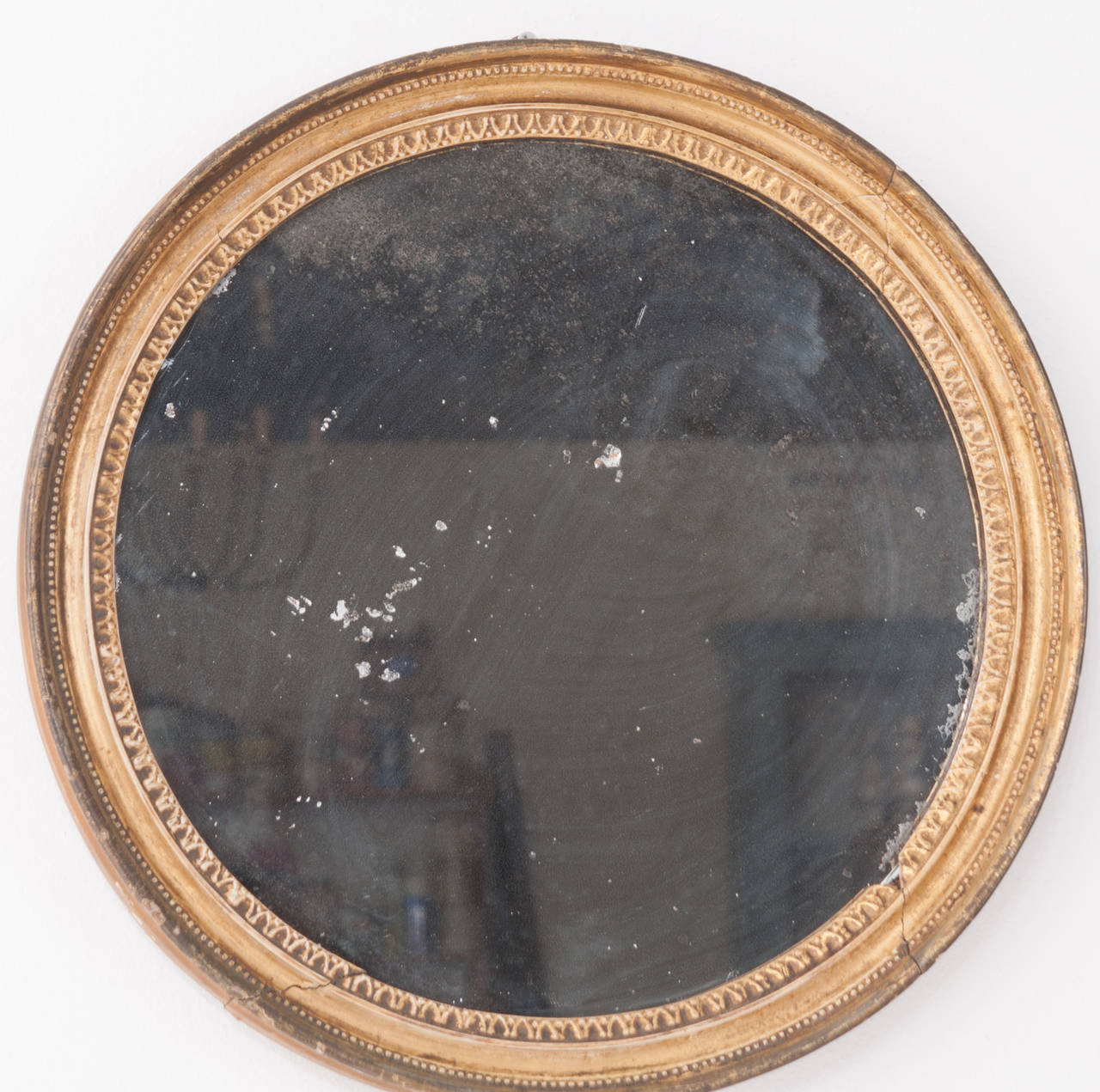English Pair of 19th Century Gilt Round Mirrors 1