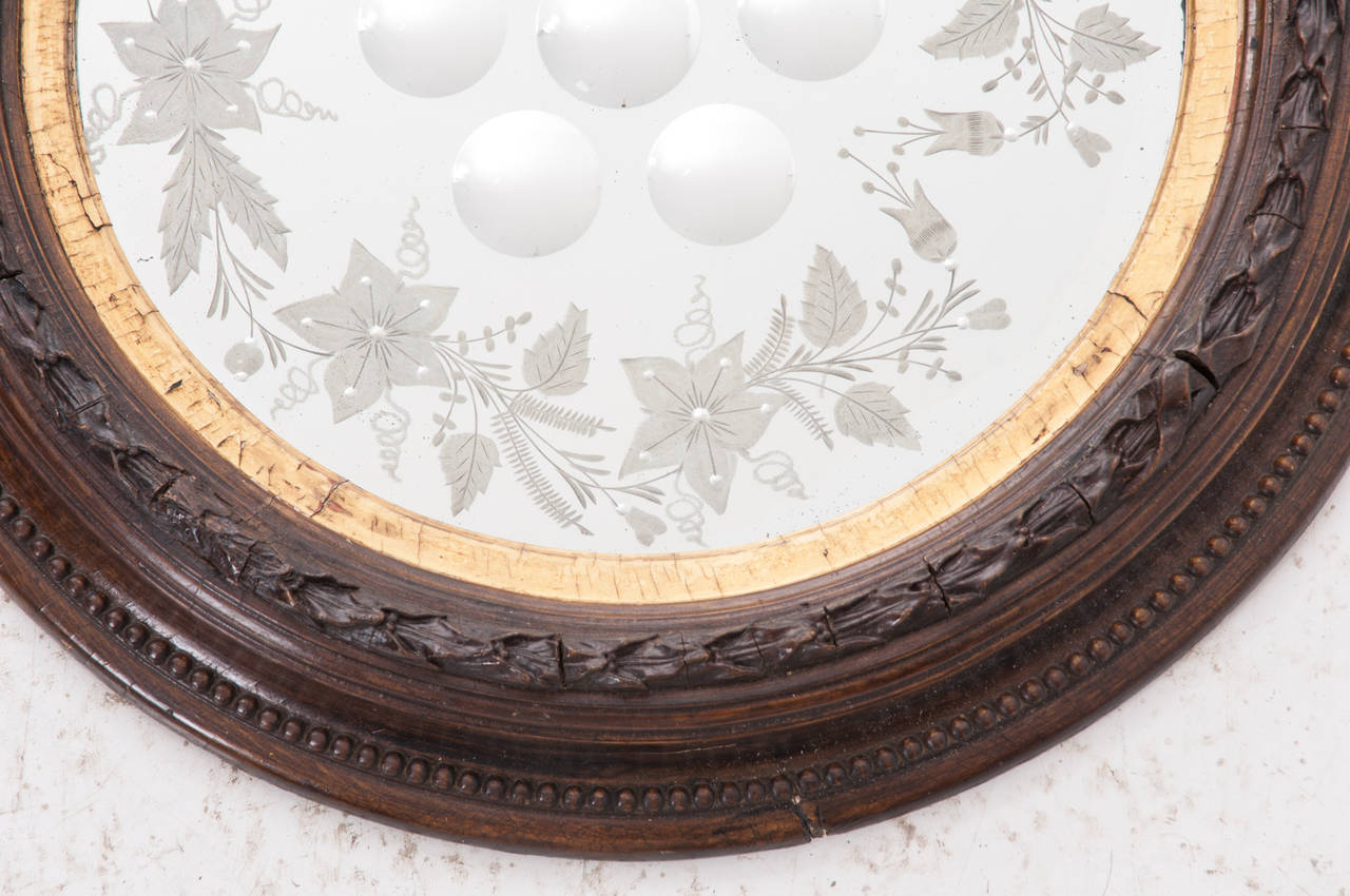 French 19th Century Bull's-Eye Etched Glass Round Mirror In Good Condition In Baton Rouge, LA
