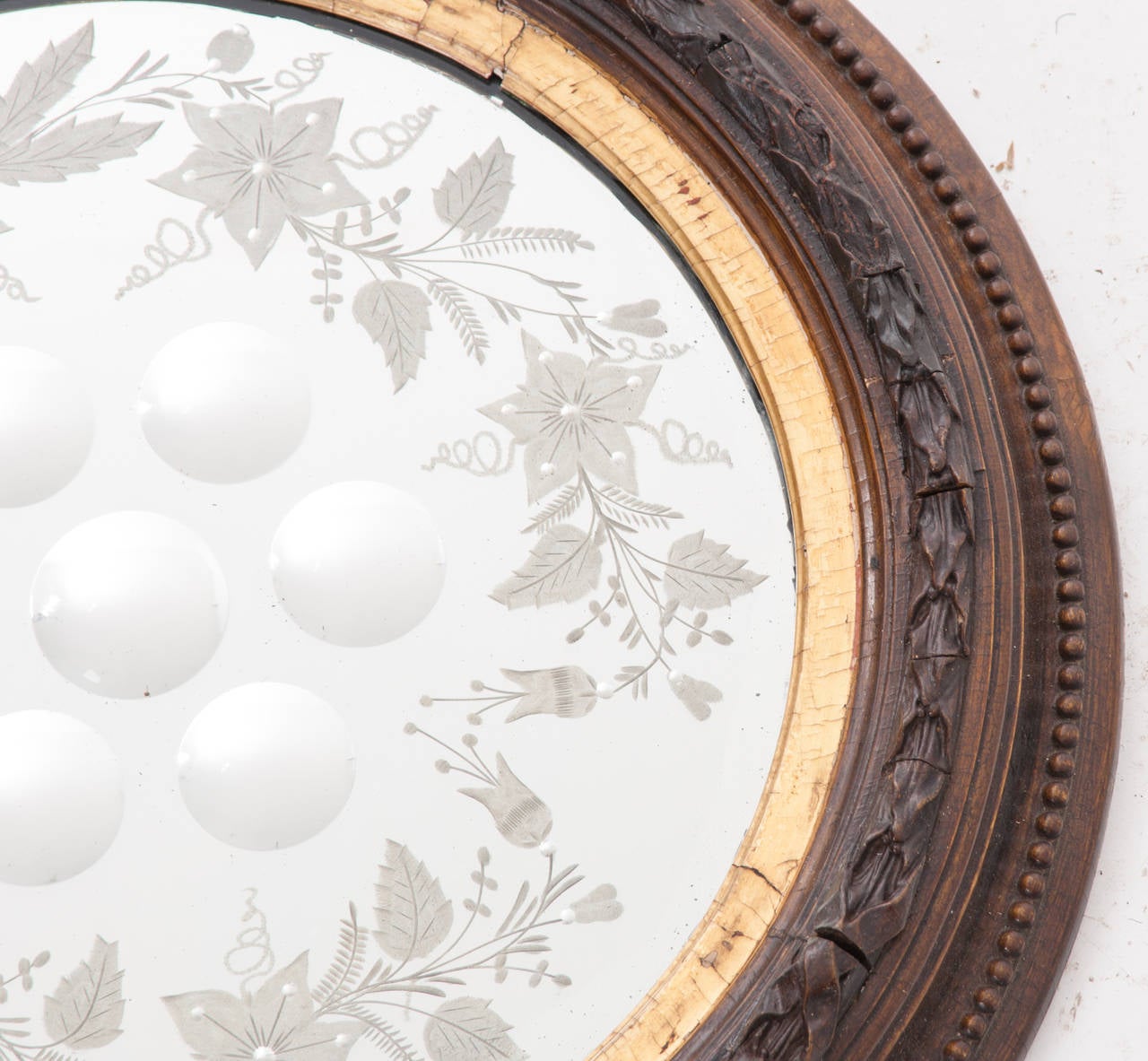 Giltwood French 19th Century Bull's-Eye Etched Glass Round Mirror