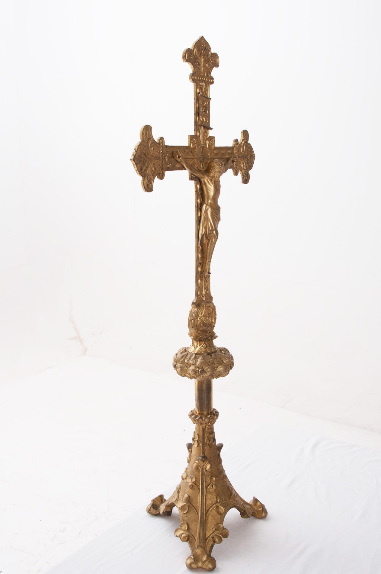 French 19th Century Crucifix from a Church Altar In Good Condition In Baton Rouge, LA