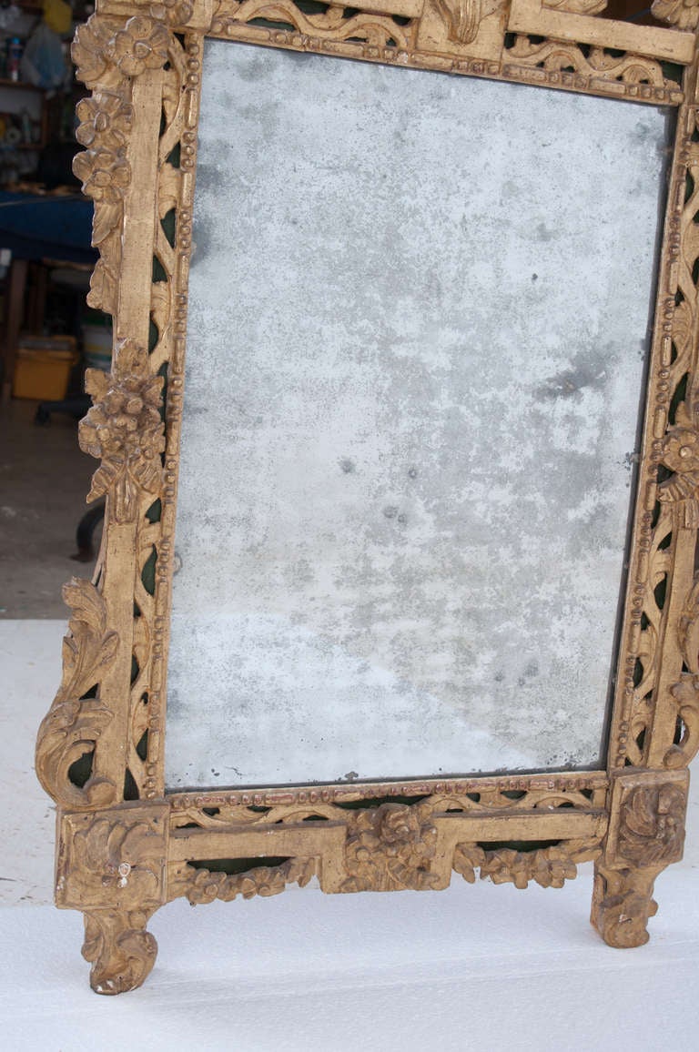 Italian 18th Century Gold Gilt Wood & Painted Mirror In Good Condition In Baton Rouge, LA