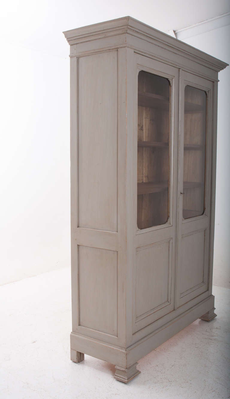 English 19th Century Painted Pine Bookcase 4