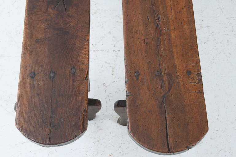 French 19th Century Pair of Oak Benches In Good Condition In Baton Rouge, LA