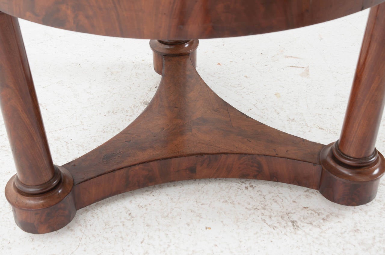 French 19th Century Empire Flame Mahogany and Marble Center Table 5