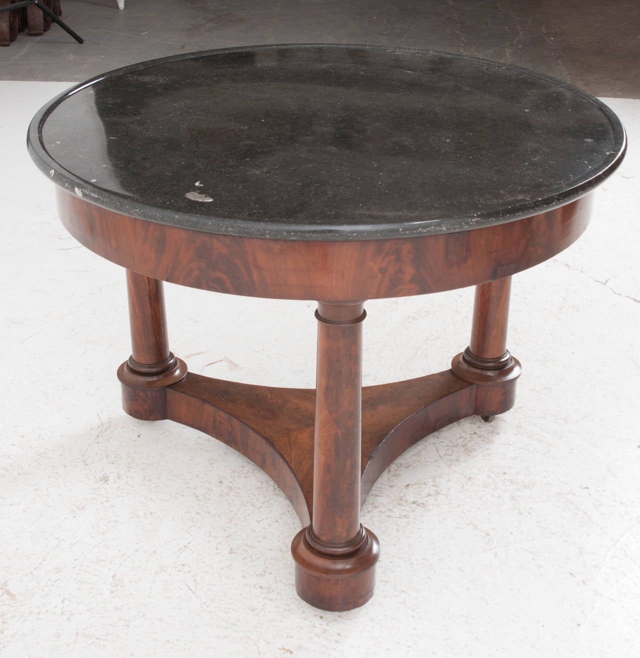 French 19th Century Empire Flame Mahogany and Marble Center Table 7