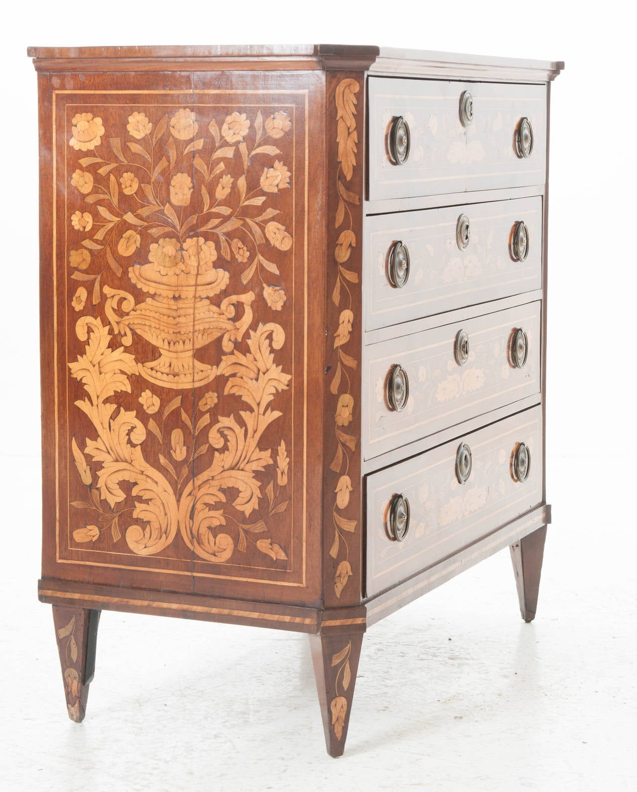 Dutch 18th Century Inlay Chest of Drawers In Good Condition In Baton Rouge, LA