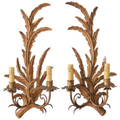 Italian Pair of 1930s Gold Gilt Wall Sconces