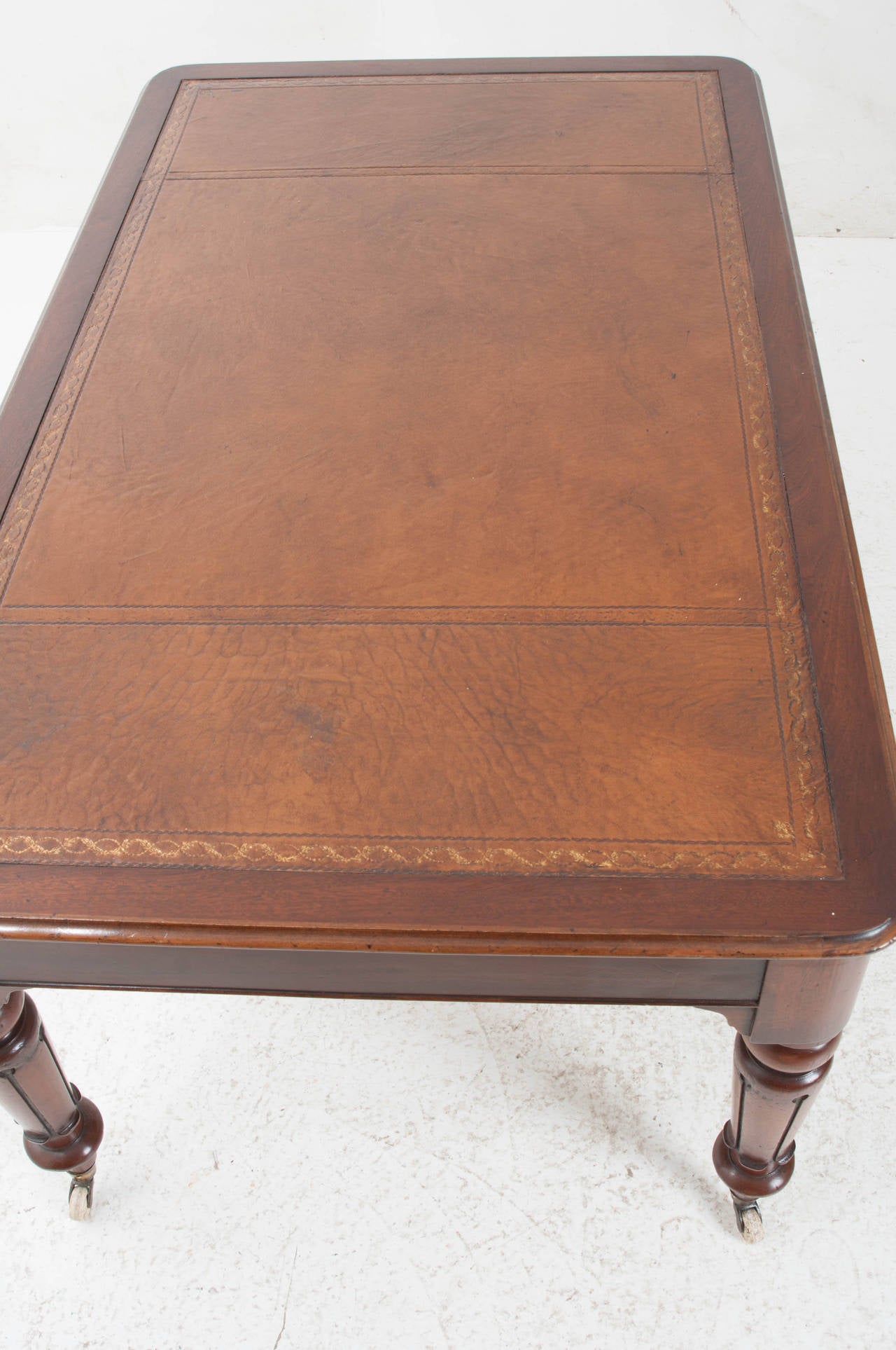 English 19th Century Mahogany and Leather Partner's Desk 6