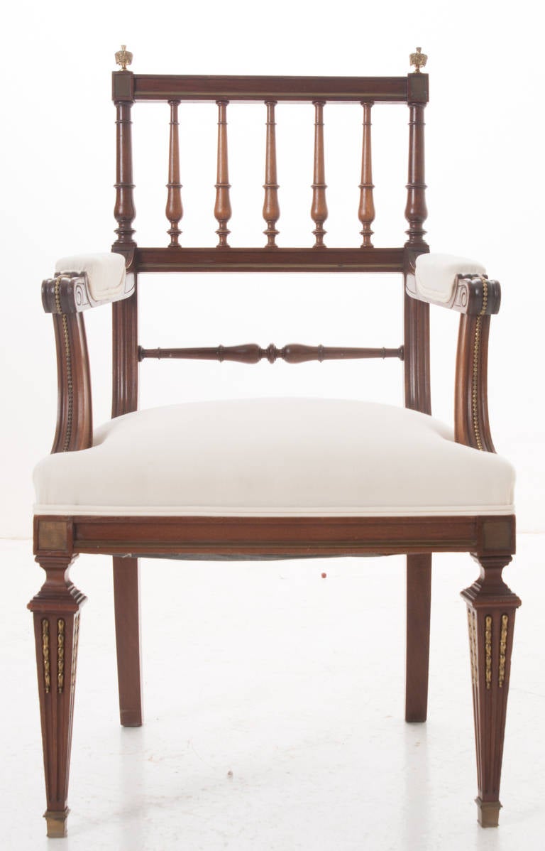 French Louis XVI Style Mahogany Spindle Back Armchair In Excellent Condition In Baton Rouge, LA