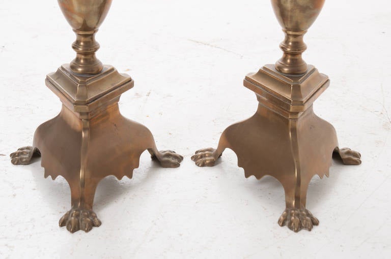 European Pair of 19th Century Brass Candlesticks with Paw Feet For Sale 2