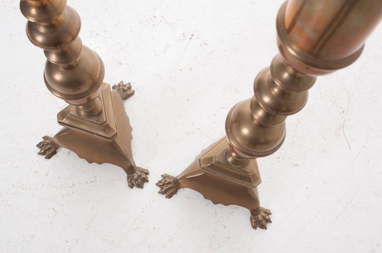 European Pair of 19th Century Brass Candlesticks with Paw Feet For Sale 3