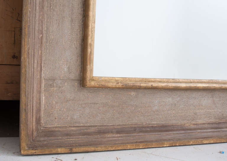 Painted Italian-Made 20th Century Mirror In Excellent Condition In Baton Rouge, LA