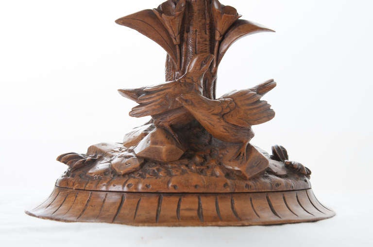 English 19th Century Black Forest Carved Wood Compote In Good Condition In Baton Rouge, LA