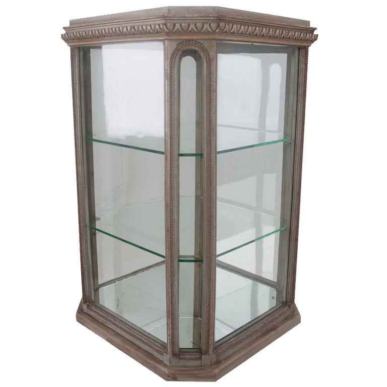 French 19th Century Counter Display For Sale at 1stDibs