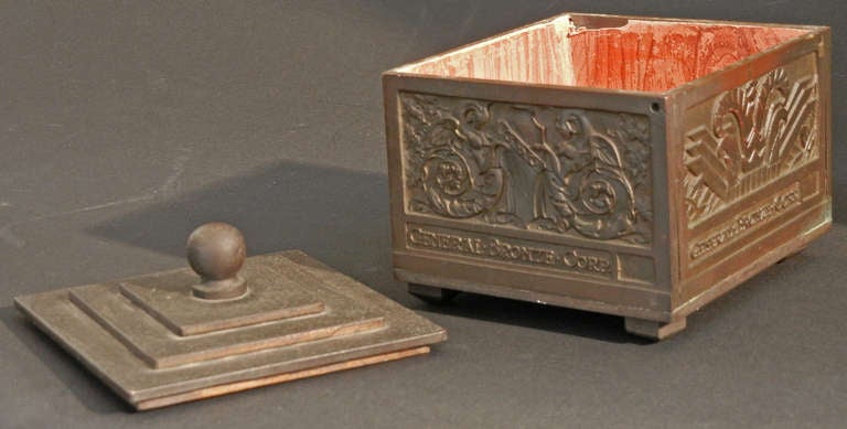 Highly Rare Art Deco Bronze Box, General Bronze Corporation In Excellent Condition For Sale In Philadelphia, PA