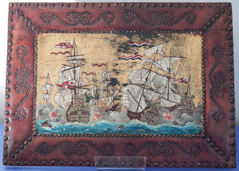 Claramente pintado por un maestro cuando las casas del Renacimiento Tudor y del Renacimiento Mediterráneo hacían furor en América, éste es un notable ejemplo de pintura sobre cuero que representa uno de los temas favoritos de la época: los grandes