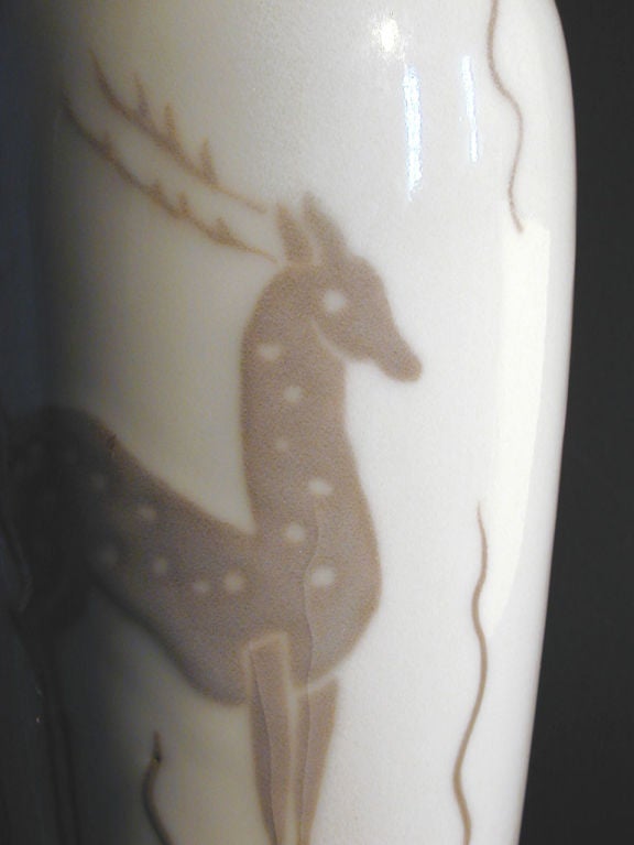 Elegant, Art Deco Vase with Deer Motif, 1940s In Excellent Condition For Sale In Philadelphia, PA