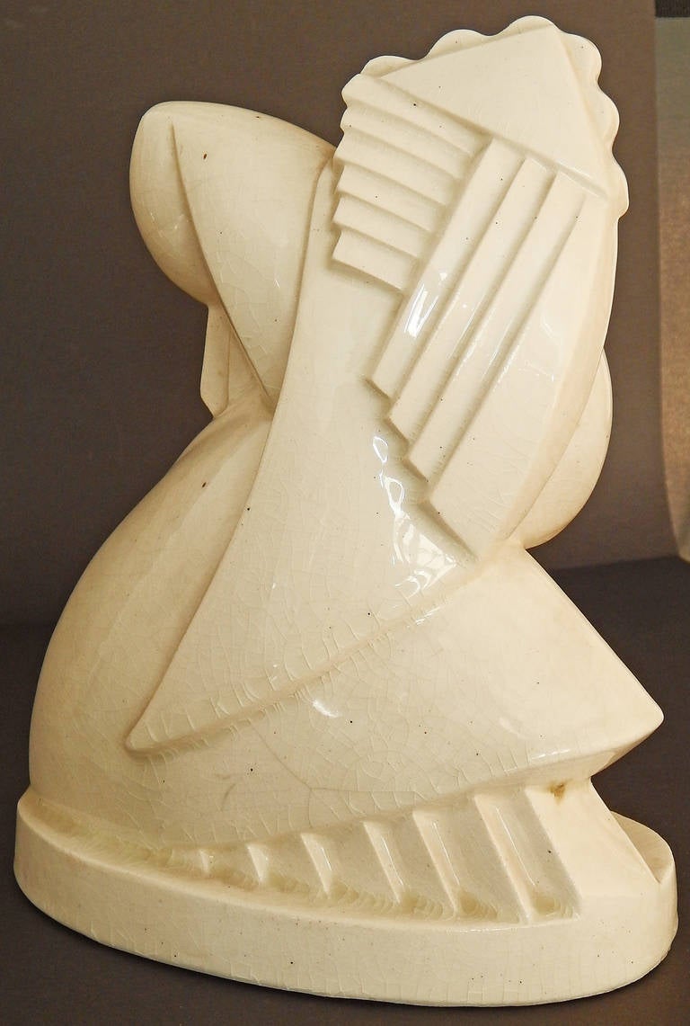 Sculpture Art déco de Primavera « Chinese Accordianist in Cubist Form » (accordéoniste chinois de forme cubiste) Bon état - En vente à Philadelphia, PA