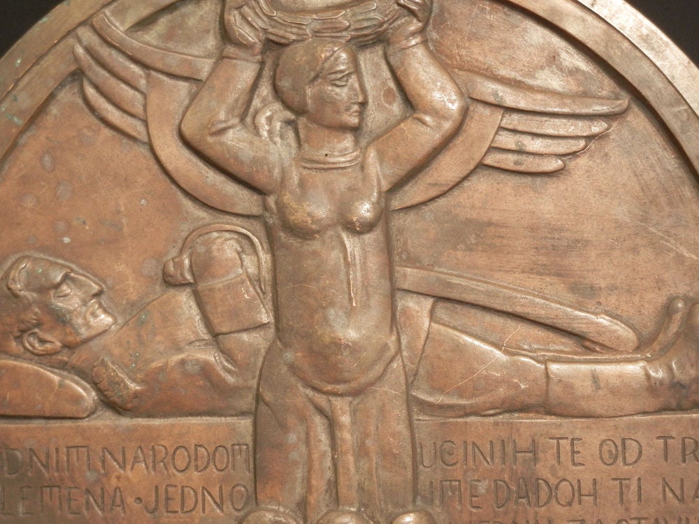Seltener Bronze-Rondell im Art déco-Stil von Studin, Croatia (Kroatisch) im Angebot