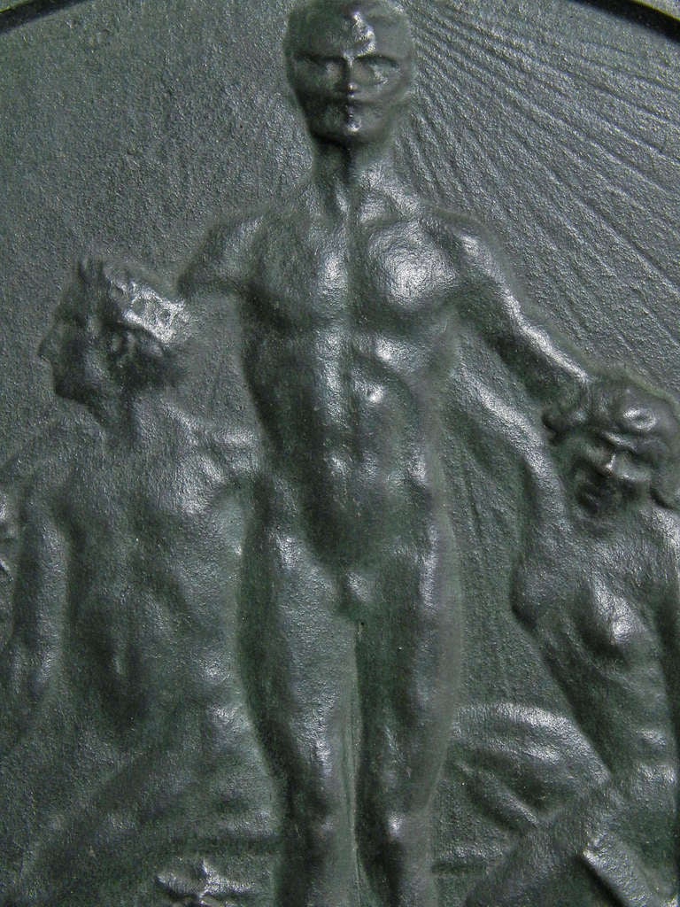 Art déco Plaque en bronze Art Déco suédois « Arts and Abundance » en vente