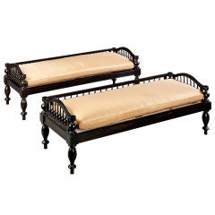 Antique A Pair of Anglo Indian Day Beds