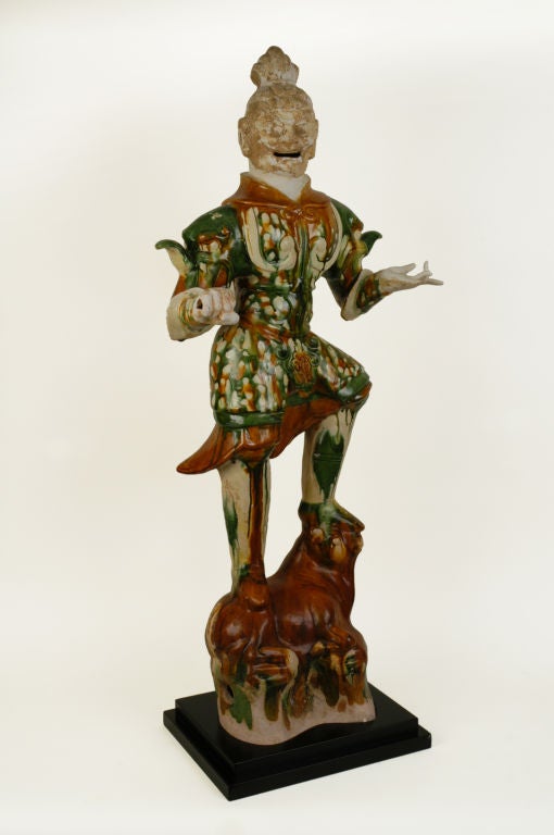Pair of Chinese Tang Dynasty Lokapala (Guardian Figures) For Sale 3