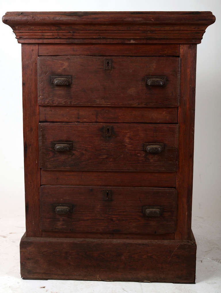 American Rustic Late 19th c. Pine Chest