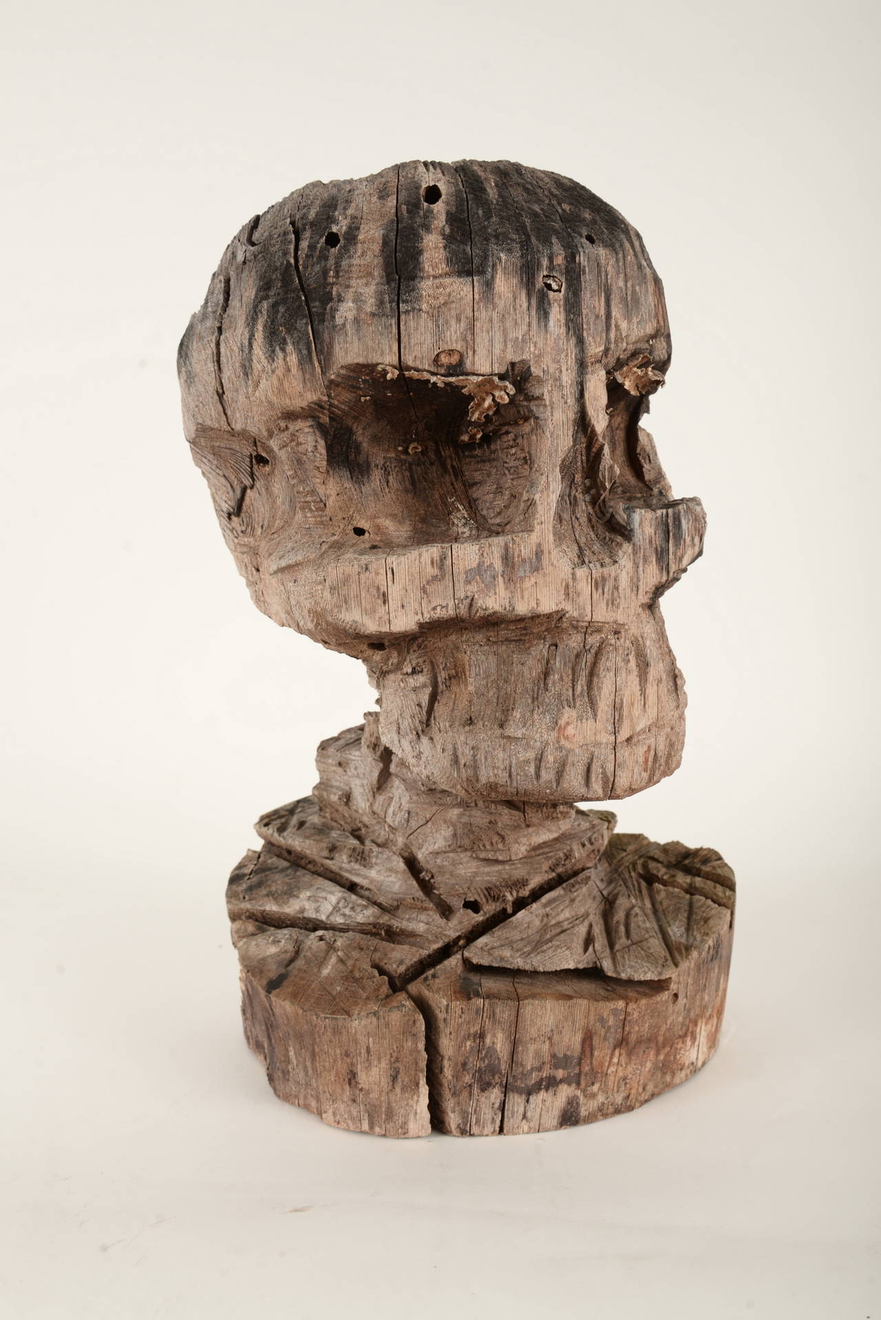 American Wooden Chainsaw Skull Sculpture