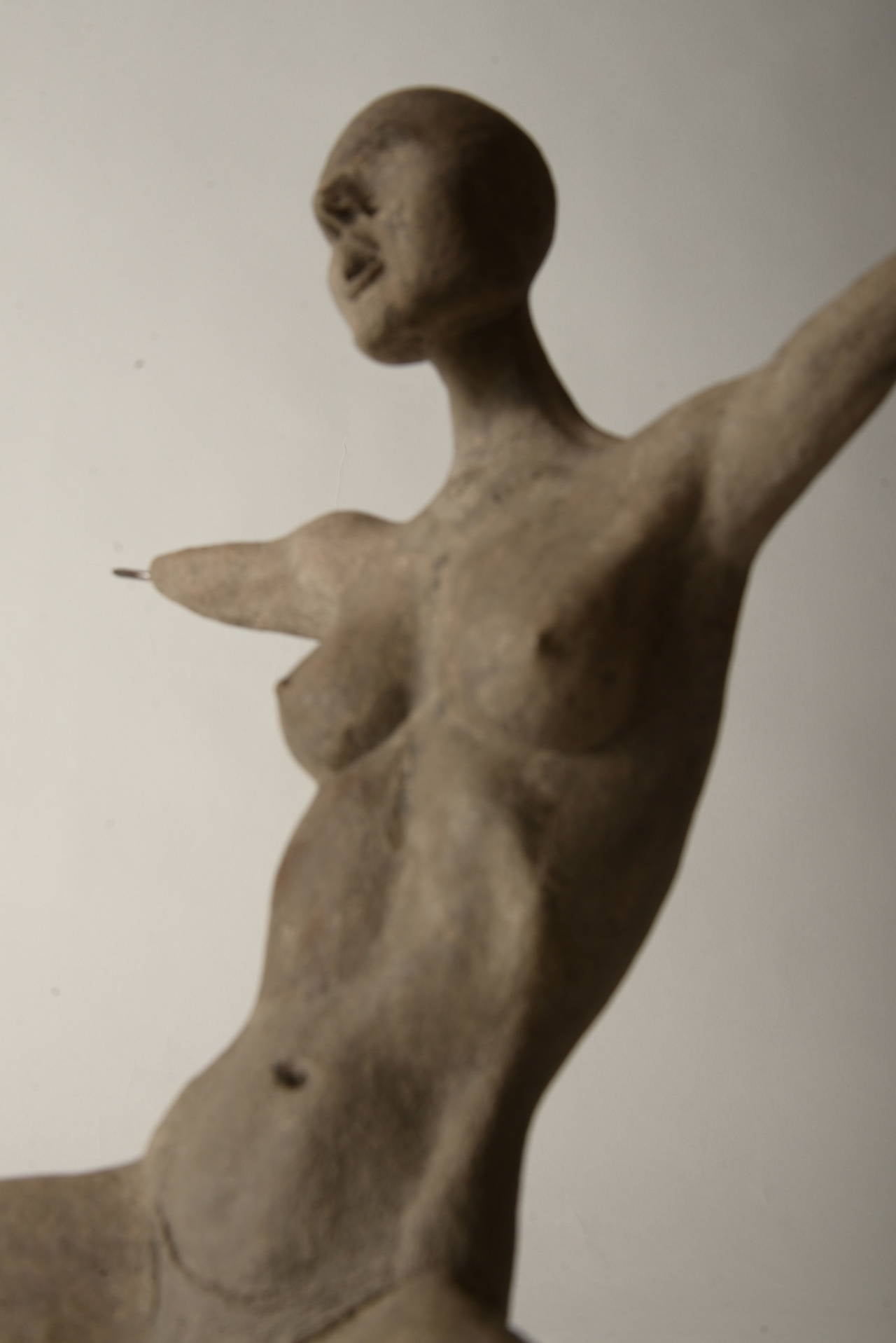 Female Nude Kneeling Sculpture 1