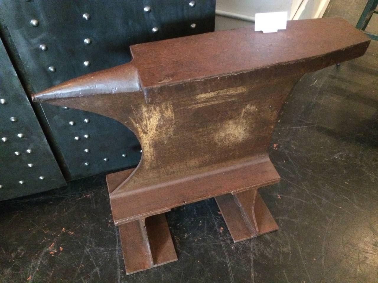 Vintage Tin Anvil In Good Condition In Seattle, WA