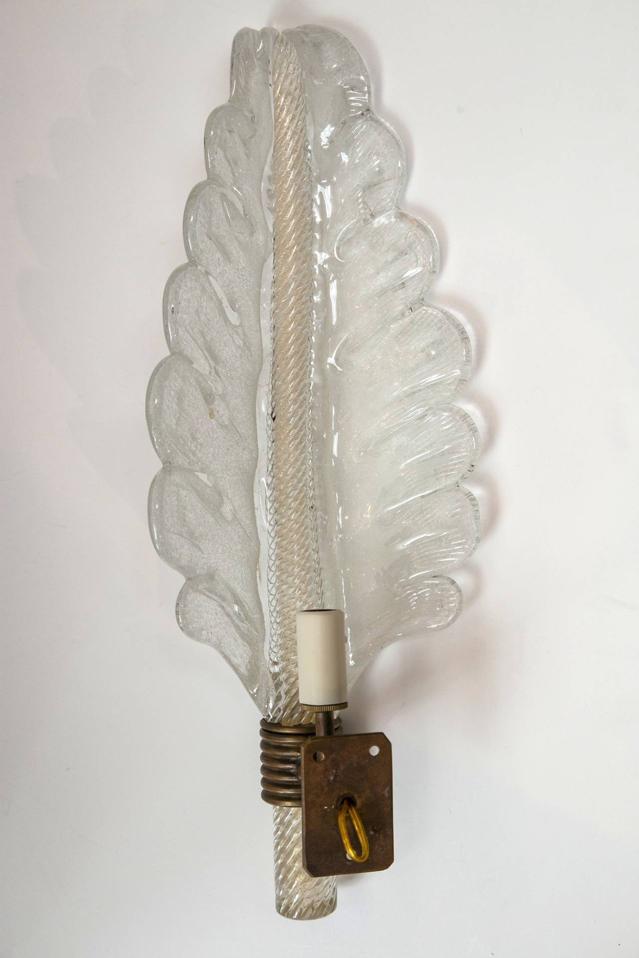 Large Single and Vintage Barovier Leaf Wall Light In Excellent Condition For Sale In Westport, CT